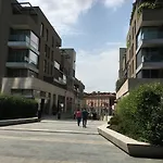 Corso - New Building * Milão